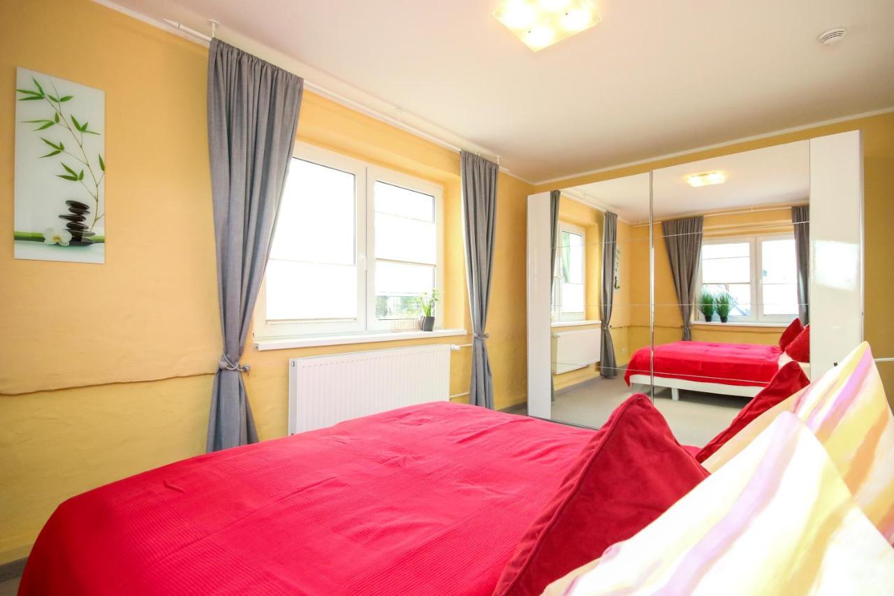 Haus Shiralee - Das Ferienhaus Warnemuende Rostock Eksteriør bilde