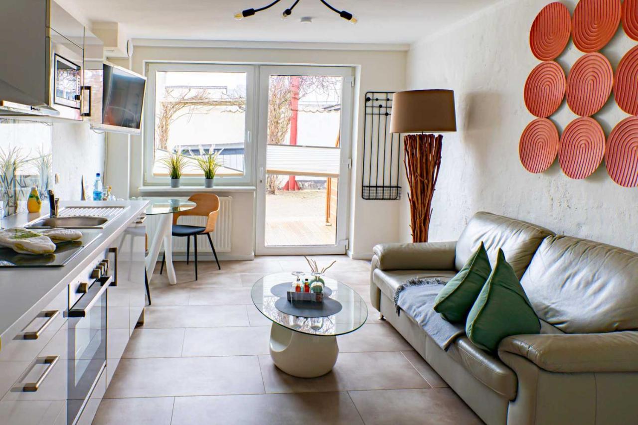 Haus Shiralee - Das Ferienhaus Warnemuende Rostock Eksteriør bilde