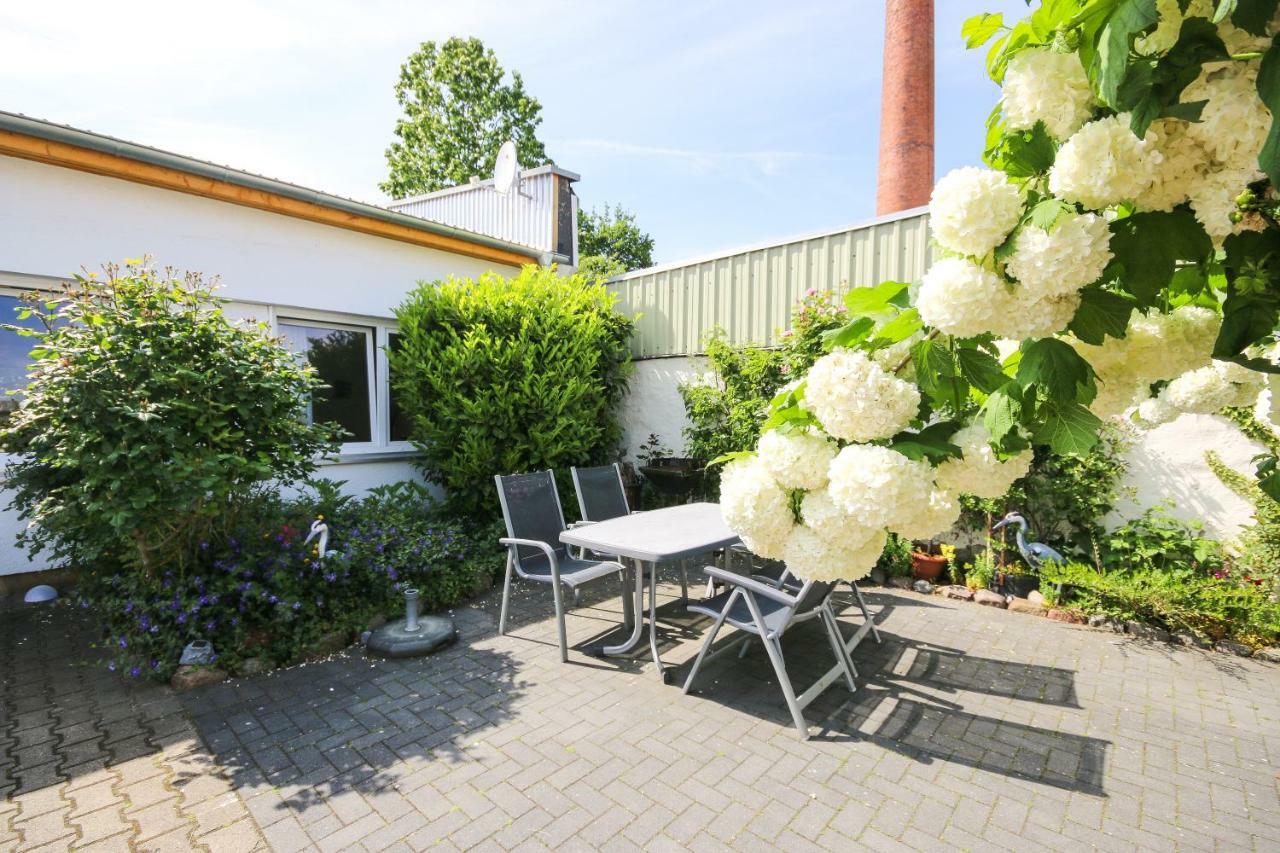 Haus Shiralee - Das Ferienhaus Warnemuende Rostock Eksteriør bilde